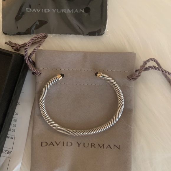 David Yurman Onyx Cable bracelet - like new! Not a single scratch.. - Picture 2 of 3